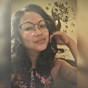 Meet your Posher, Goldee